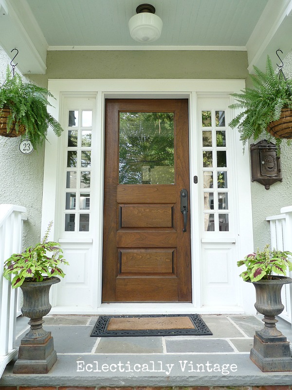 Welcoming small front porch - love the ferns kellyelko.com