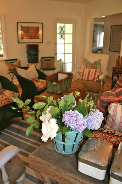 Cottage style family room - it's gorgeous!