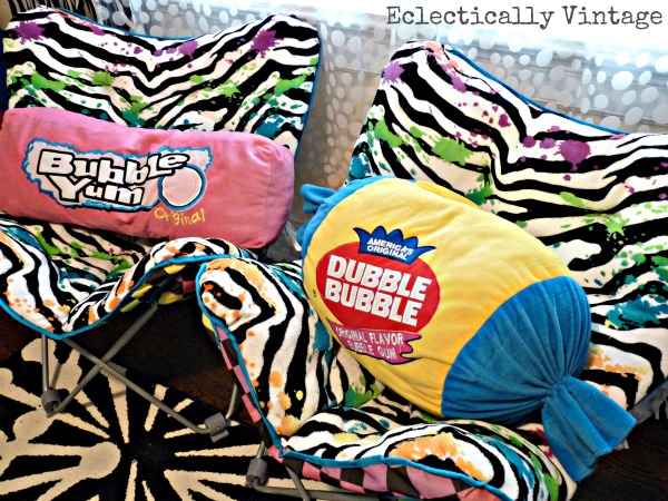 Fun candy pillows! kellyelko.com