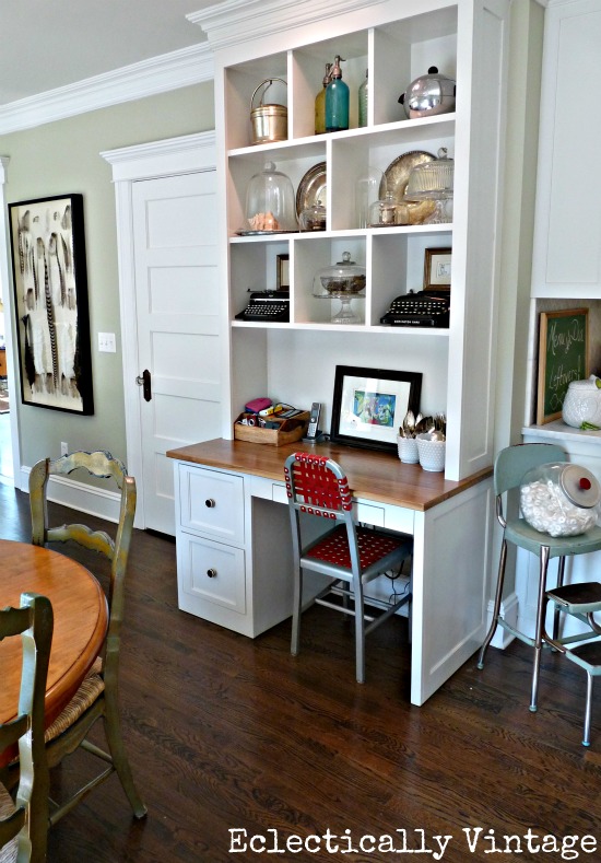 Built in desk - love the cubbies kellyelko.com