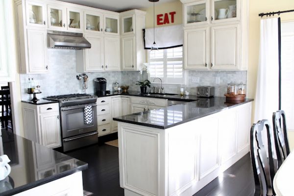 Charming House Tour filled with fabulous ideas like this gorgeous white kitchen