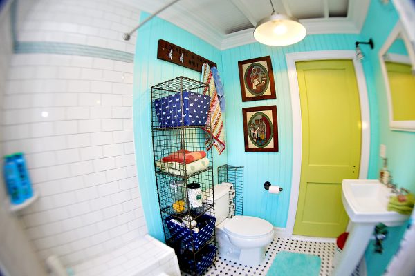 Beach Bathroom - love the storage ideas kellyelko.com