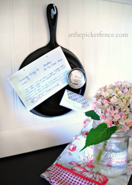 Cast Iron Skillet Memo Board 