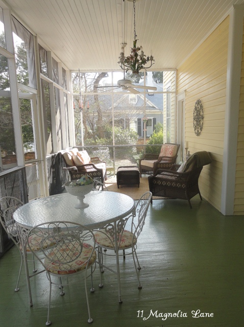 Tour this southern home - love  the screened in porch kellyelko.com