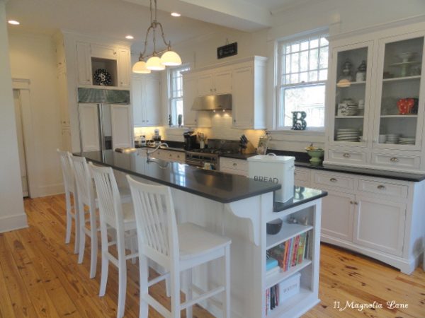 Stunning white farmhouse kitchen and home tour kellyelko.com