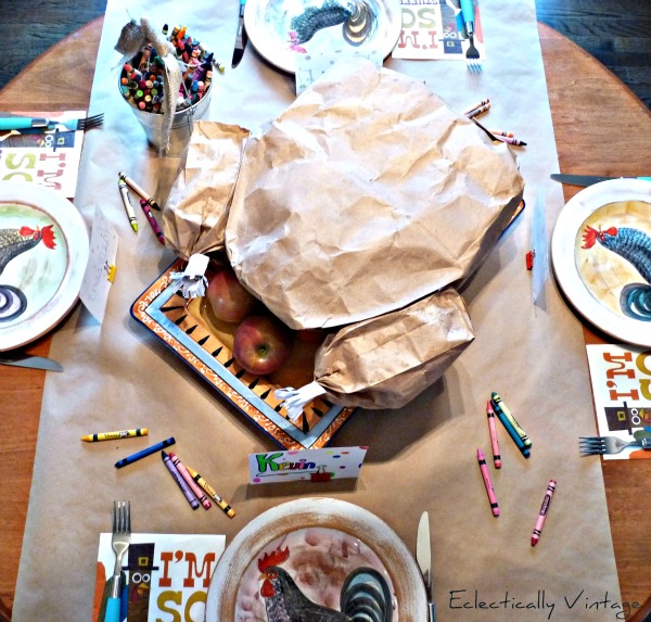 Thanksgiving Crafts for Kids - how to make a paper bag Thanksgiving turkey with a popcorn surprise inside kellyelko.com #thanksgiving #thanksgivingcrafts #fallcrafts #thanksgivingdecor #thanksgivingcenterpiece #kidscrafts #diythanksgiving 