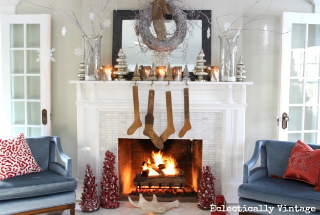 how to decorating a christmas mantel