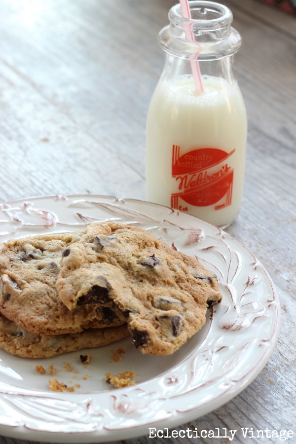 Absolute Best Chocolate Chunk Cookies - perfection!  kellyelko.com