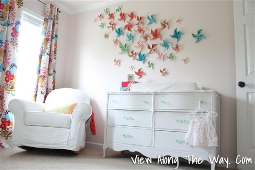 Colorful DIY Pinwheel art plus a great house tour! 