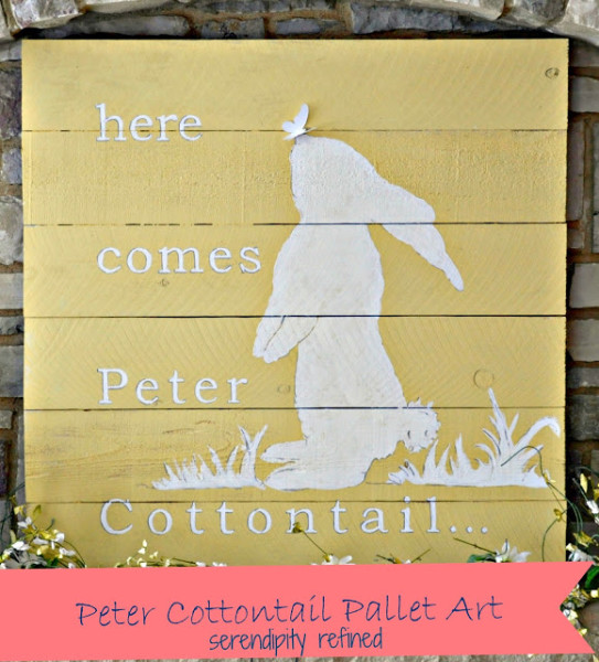 Reclaimed pallet wood fence board Peter Cottontail Easter Mantel Art Beauty 543x600