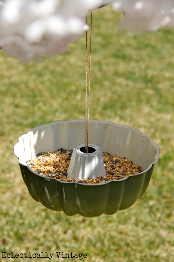 Bundt Pan Bird Feeder - and the simplest way to hang it! kellyelko.com