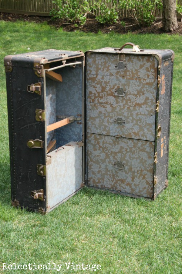 Vintage Steamer Trunk - one of the many fabulous thrift shop finds from kellyelko.com