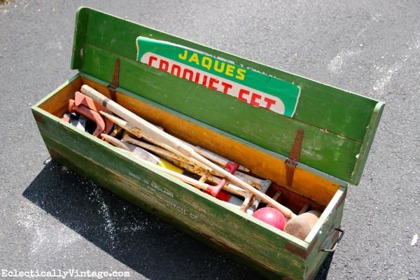 Vintage croquet set - you have to see how it's used indoors!  kellyelko.com