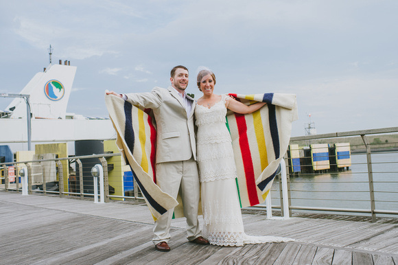 Vintage Wedding Ideas - tons of great DIY ideas for a unique wedding - love the Hudson Bay blanket!