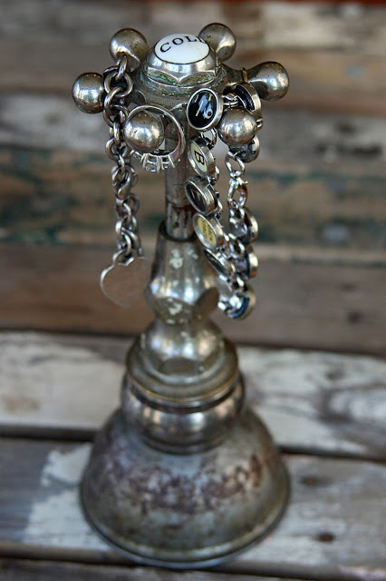 10 Creative Repurposing Ideas - including this faucet jewelry holder!