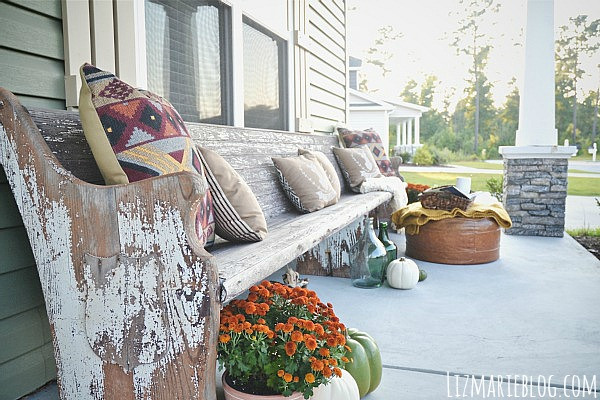 Rustic Front Porch - part of this gorgeous vintage, rustic home tour blog kellyelko.com