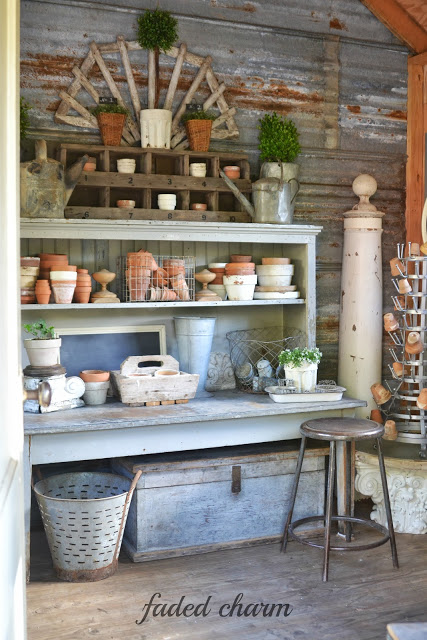 Potting bench - perfect for puttering