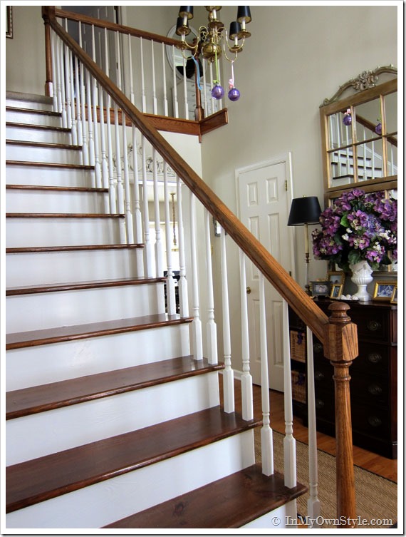 How to refinish stairs (and remove the ugly carpet)