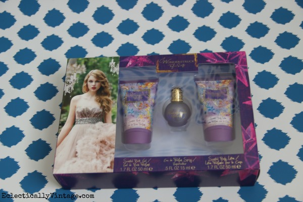 #ad Wonderstruck gift set - comes with fun free celebrity ringtones #shop #cbias #ScentSavings kellyelko.com #shop