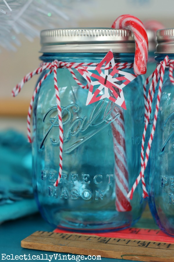 Countdown to Christmas - Mason Jar Advent Calendar Craft kellyelko.com