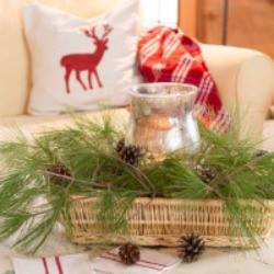 natural Christmas decorating