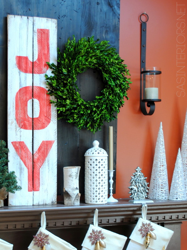 Wooden Joy Christmas sign