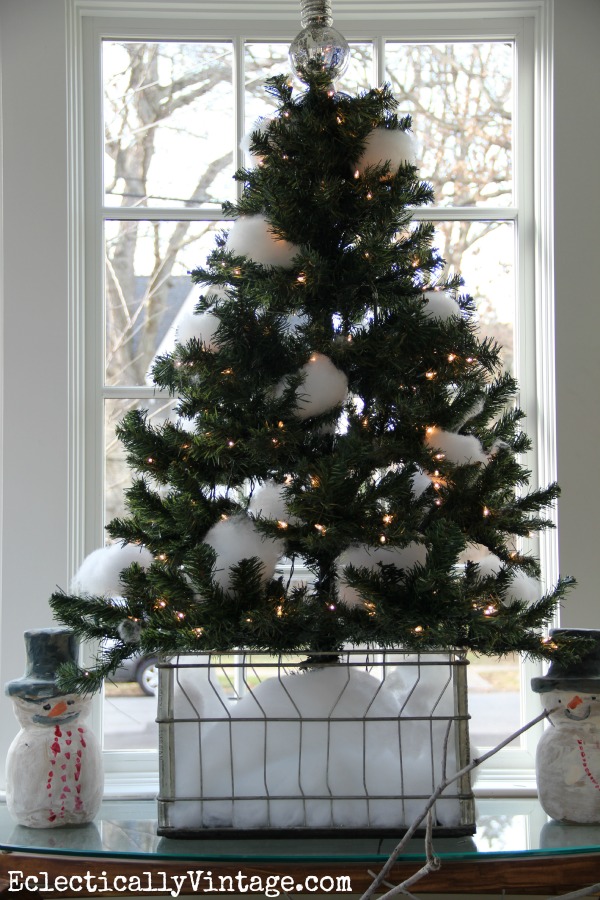 Fun snowball Christmas tree kellyelko.com