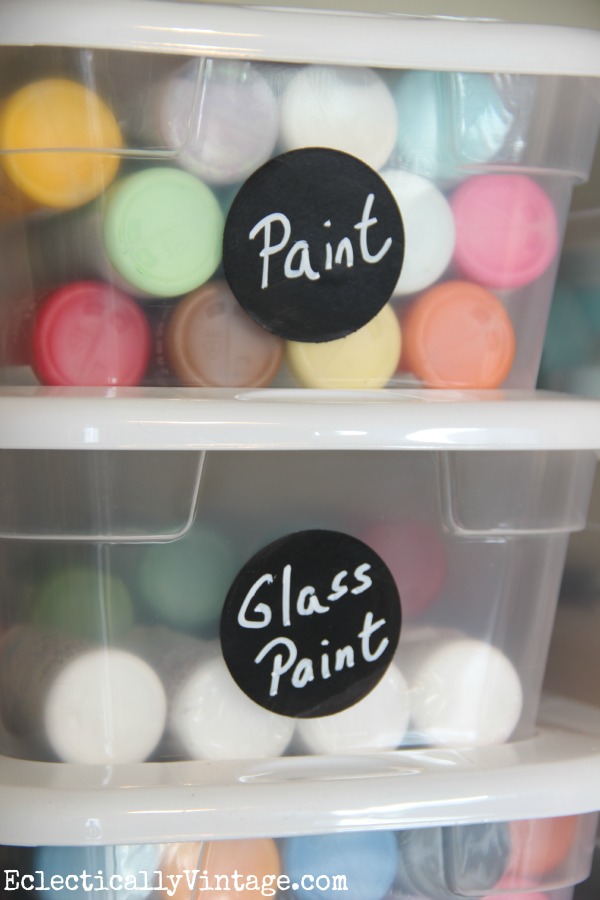 Make your own chalkboard labels and save tons of money! kellyelko.com #organize #crafty #diyideas #organization #craftroom #homeoffice #organizingideas #craftrooms #craftclosets #storage #storageideas #kellyelko 