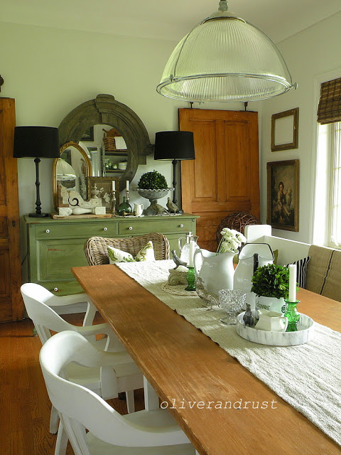 Tour the eclectic home of Oliver and Rust at kellyelko.com