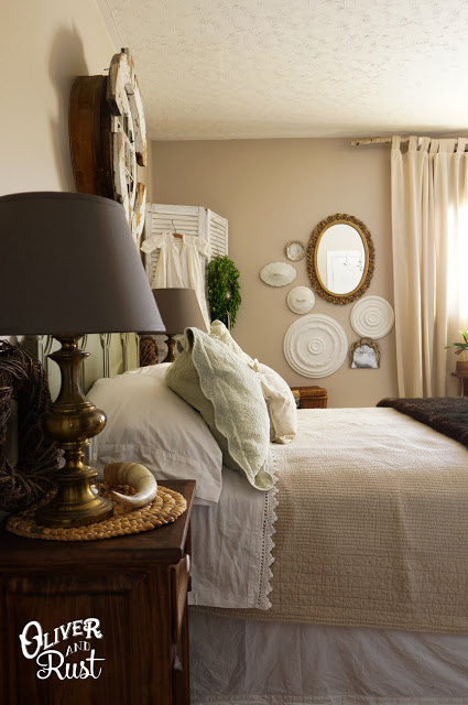 Stunning bedroom - love the architectural details