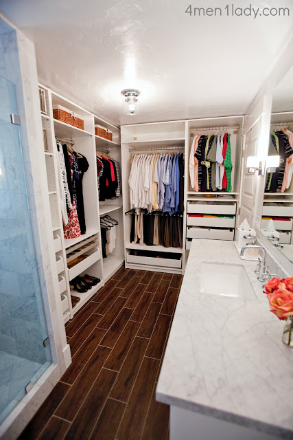 Beautiful bathroom/closet combo