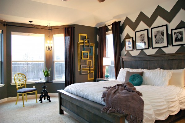 Bold bedroom - love the chevron accent wall ecelcticallyvintage.com