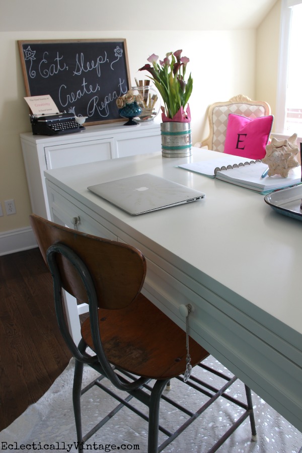 Love this light and bright craft room! kellyelko.com