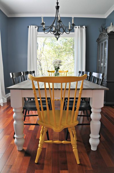 Farmhouse table and mismatched chairs kellyelko.com