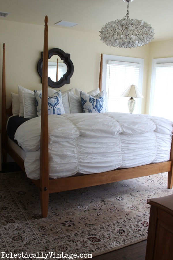 Four Poster Bed - love the capize shell chandelier kellyelko.com