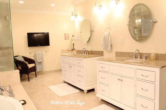 Double vanities in master bathroom kellyelko.com