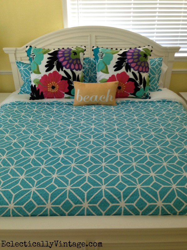 Love this blue bedding kellyelko.com