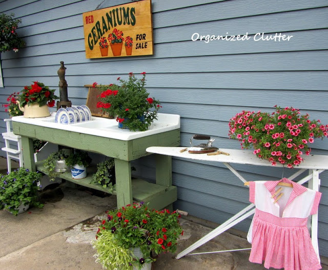 Turn a vintage sink into a potting table kellyelko.com