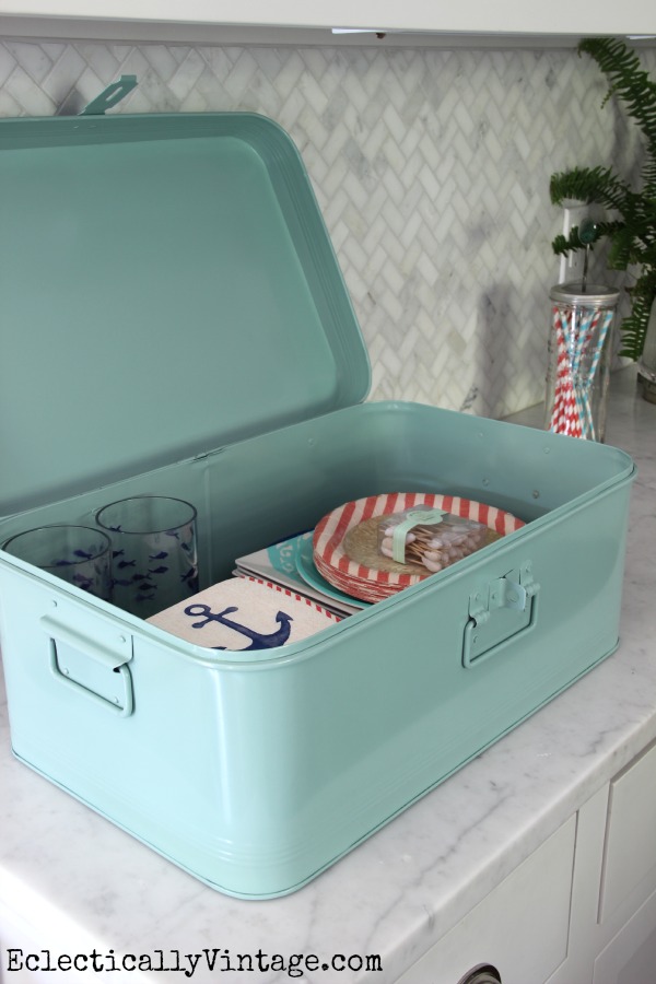 Metal box is perfect for storing party supplies kellyelko.com