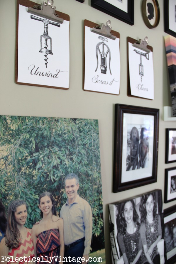 How cute are these clipboards mixed into this gallery wall! kellyelko.com