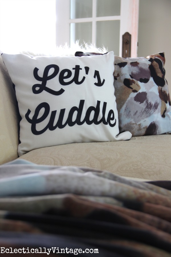 Let's Cuddle pillow - free download to create your own! kellyelko.com