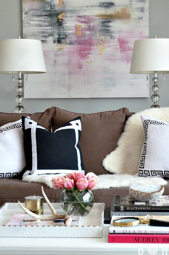 Lovely home tour with beautiful accessories and finishing touches kellyelko.com