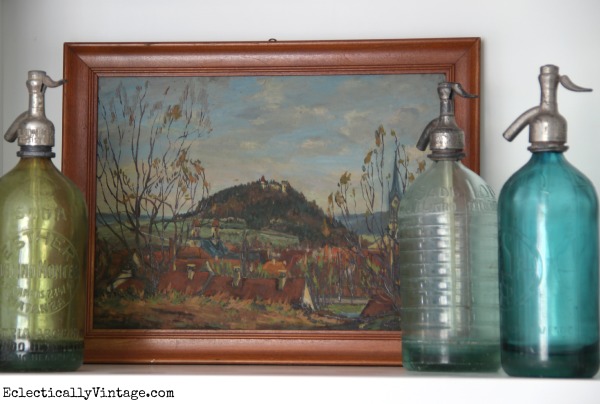 Love the vintage seltzer bottles kellyelko.com #EclecticallyFall