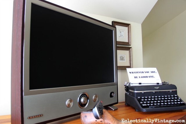 This Crosley TV is so cool - it's a retro look made for today! kellyelko.com