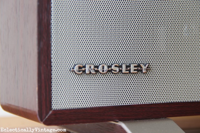 Crosley TV - love the retro style kellyelko.com