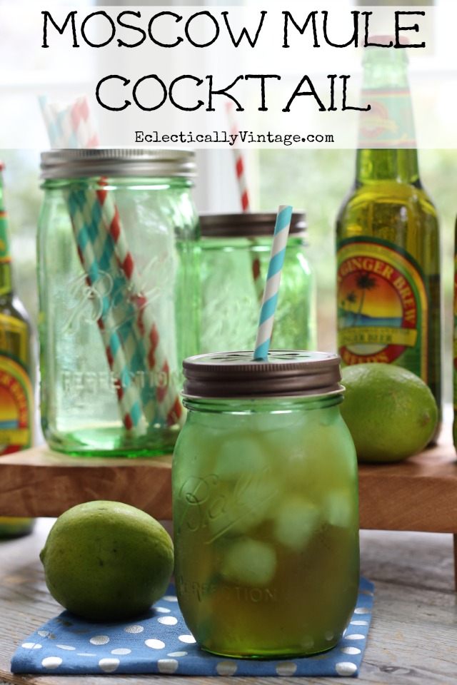 Moscow Mule Recipe - I love this cocktail that's been around since 1942! kellyelko.com