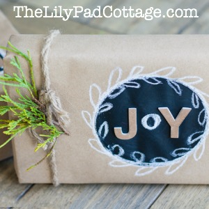 Make Chalkboard Gift Wrap kellyelko.com