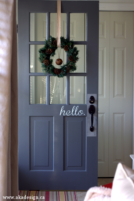 Fun front door hello sign and love the door color kellyelko.com