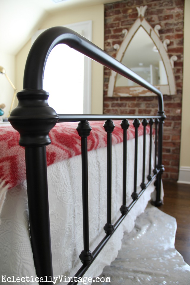 Love this vintage style iron bed - look at the footboard! kellyelko.com