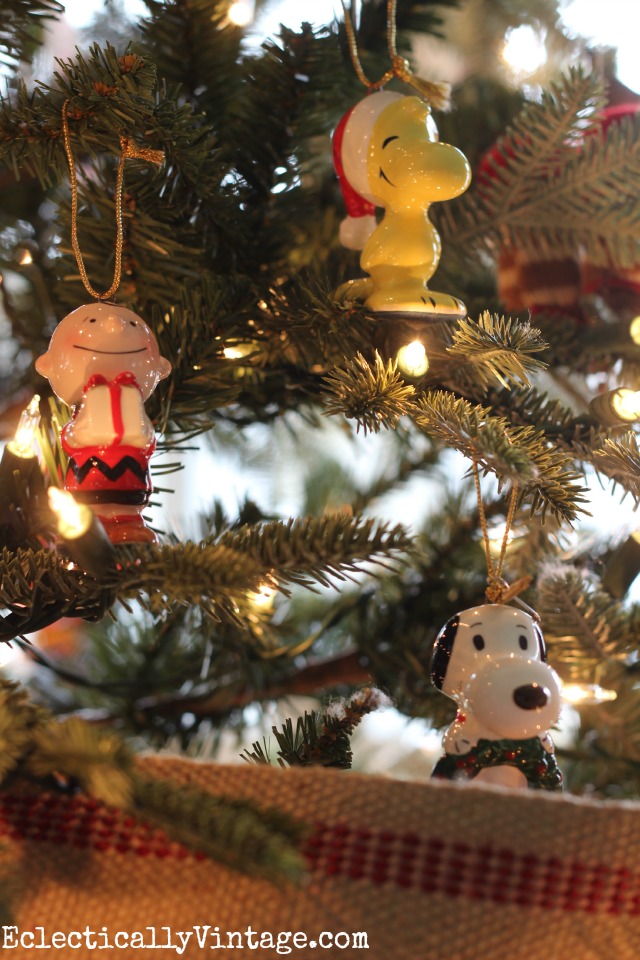 Vintage Peanuts Christmas ornaments kellyelko.com